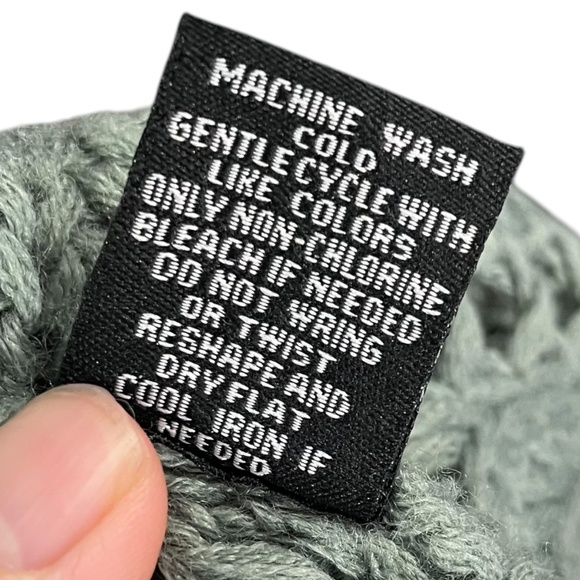 Scalloped Pointelle Batwing Sweater L Dolman Sage Green Open Knit Oversized Top - Picture 10 of 10